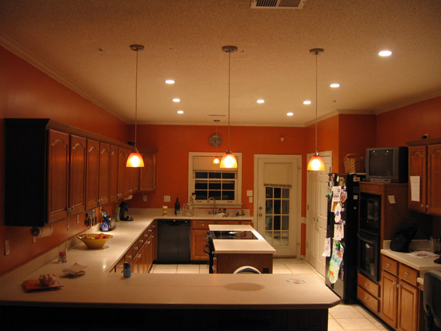 освещение на кухне фотография 